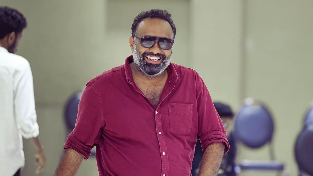 'നടിയുമായി ഉണ്ടായത് ഉഭയകക്ഷി സമ്മതപ്രകാരമുള്ള ബന്ധം': ബലാത്സം​ഗ കേസിൽ ഒമർ ലുലുവിന് ഇടക്കാല മുൻകൂർ ജാമ്യം