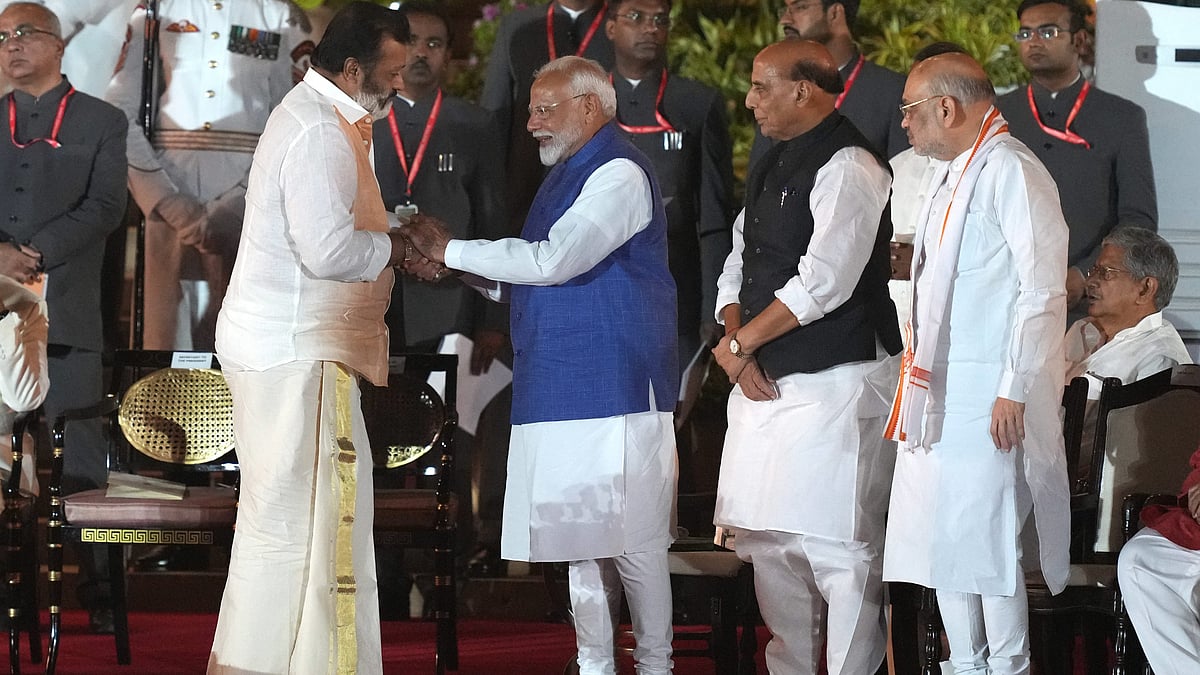 അമിത് ഷാ ആഭ്യന്തരം, രാജ്‌നാഥ് സിങ് പ്രതിരോധം, സുരേഷ് ഗോപി സാംസ്‌കാരികം; വകുപ്പുകളുടെ സാധ്യതാ പട്ടിക ഇങ്ങനെ 