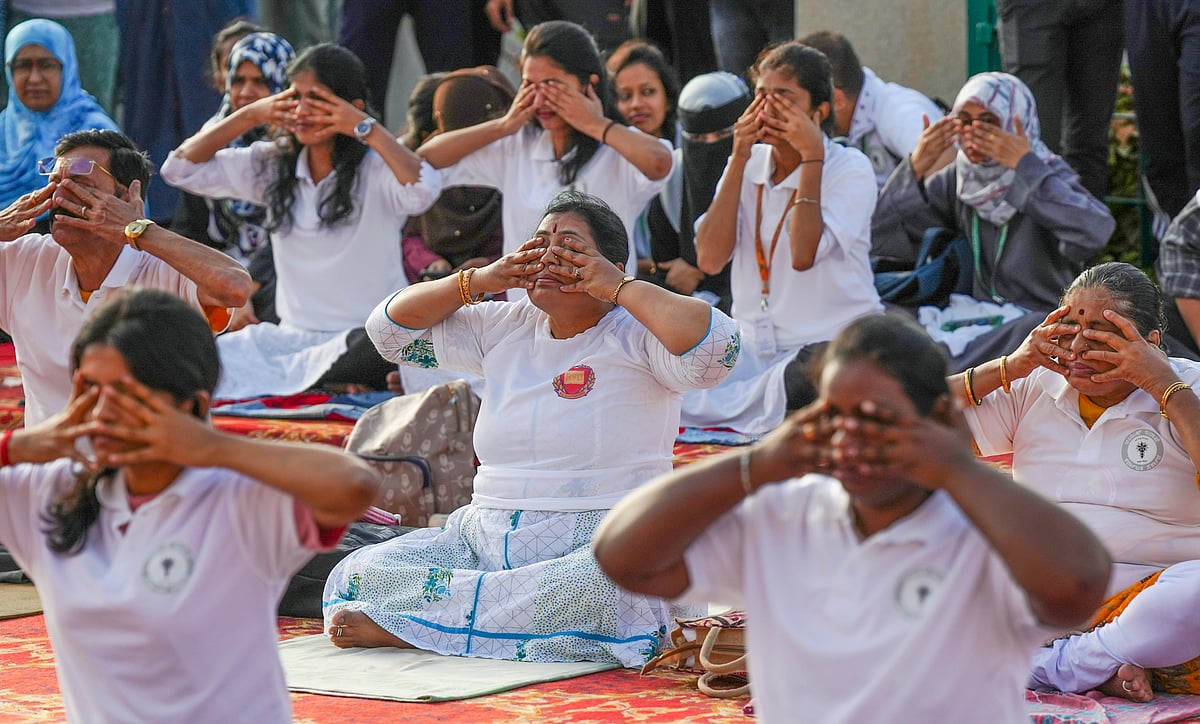 സംസ്ഥാനത്ത് ഈ വര്‍ഷം
10,000 യോഗ ക്ലബ്ബുകള്‍ സ്ഥാപിക്കും: വീണാ ജോര്‍ജ്