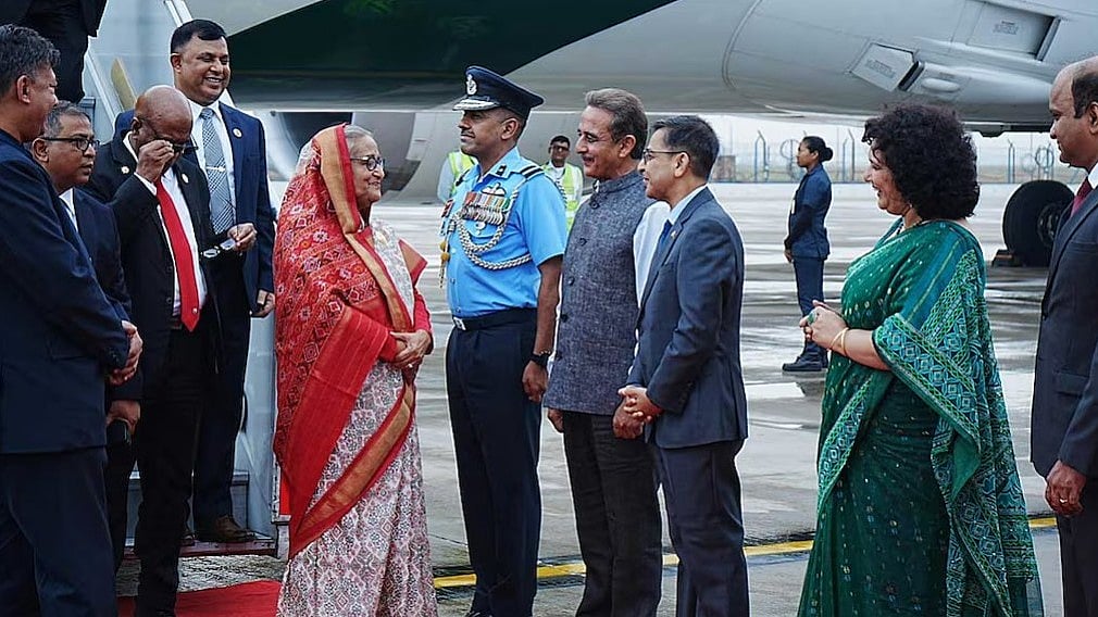 ബംഗ്ലാദേശ് പ്രധാനമന്ത്രി ഷെയ്ഖ് ഹസീന ഇന്ത്യയിലെത്തി