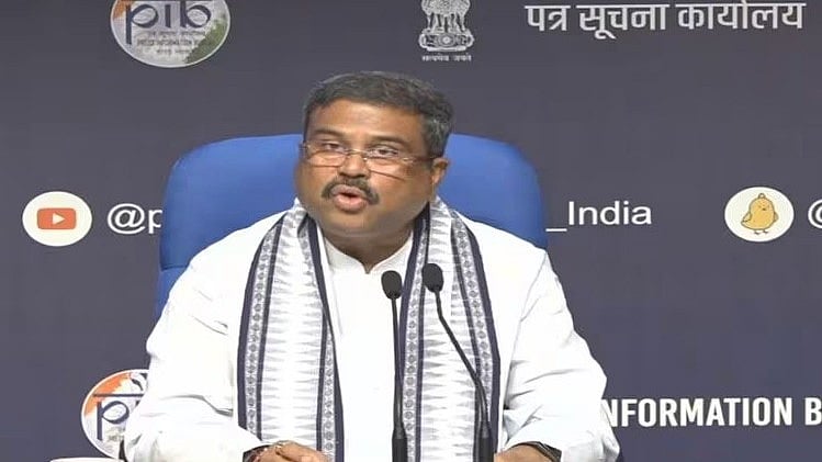 'നീറ്റ് പരീക്ഷ റദ്ദാക്കില്ല; ബിഹാറിലേത് ഒറ്റപ്പെട്ട സംഭവം', സുതാര്യത ഉറപ്പാക്കാൻ ഉന്നതതല സമിതി: ധര്‍മേന്ദ്ര പ്രധാന്‍