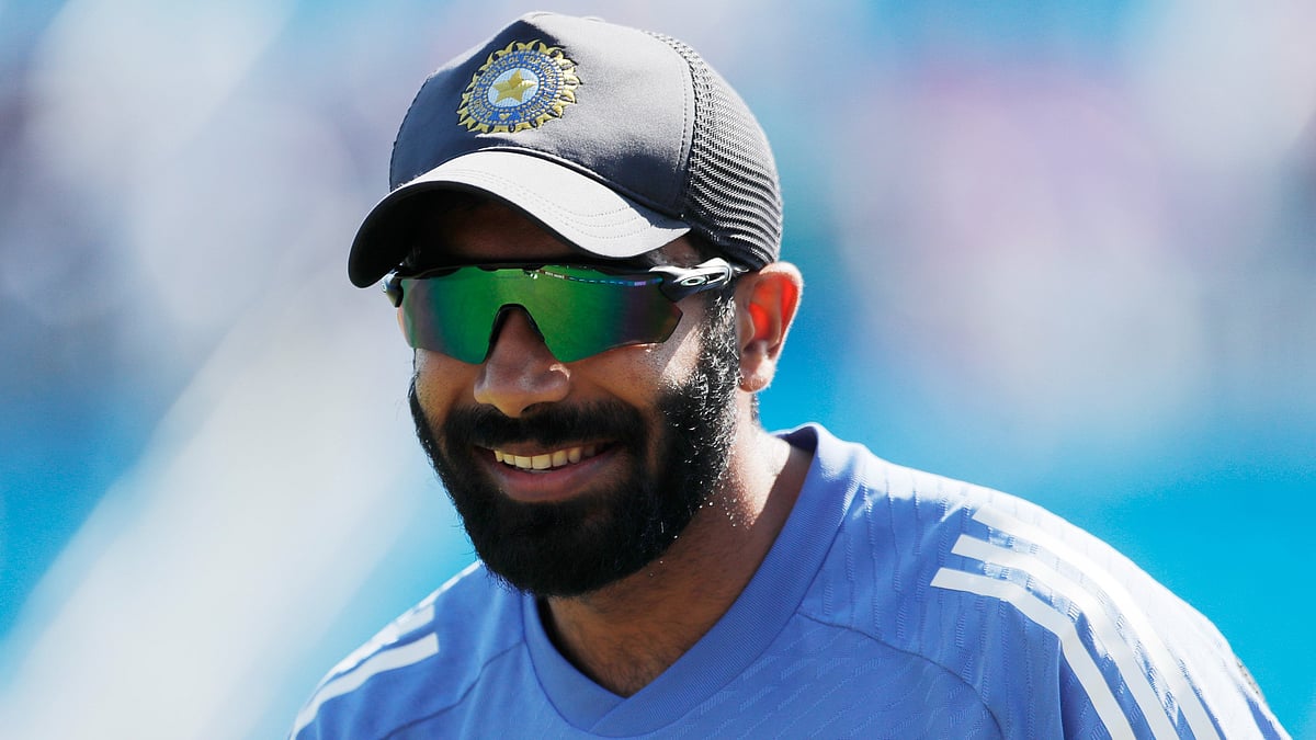 'വസിം അക്രത്തിനൊപ്പം, ബുംറ കംപ്ലീറ്റ് പേസര്‍'