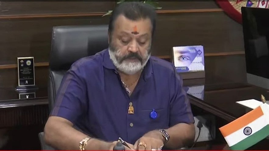 'കൊല്ലത്ത് എണ്ണ ഖനന സാധ്യത പരിശോധിക്കും'; കേന്ദ്രമന്ത്രിയായി സുരേഷ് ഗോപി ചുമതലയേറ്റു- വീഡിയോ