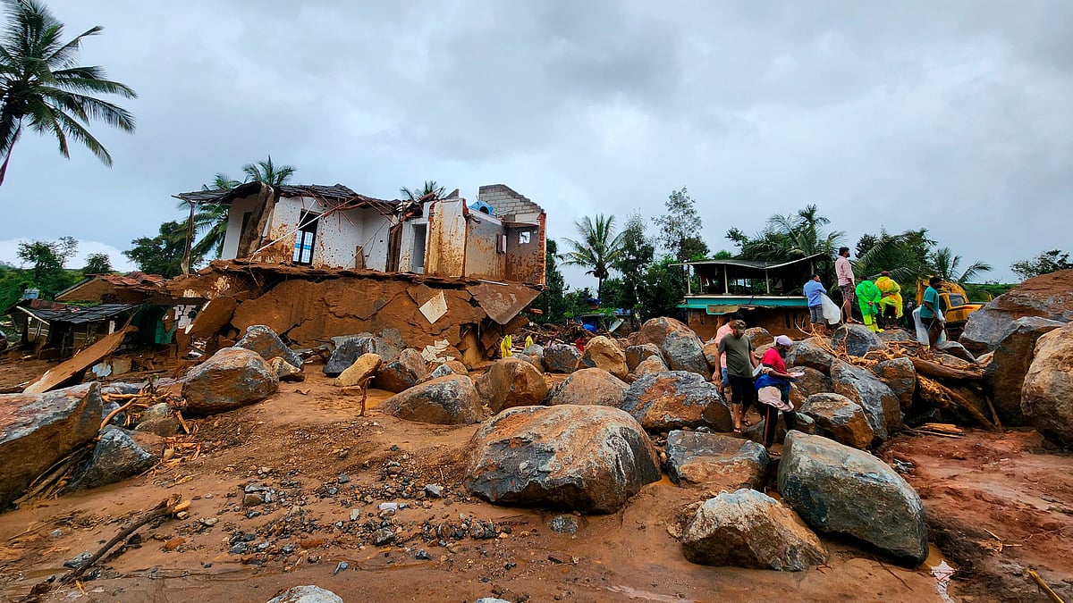 വയനാട് ദുരന്തത്തില്‍ മരിച്ച കര്‍ണാടക സ്വദേശികള്‍ക്ക് അഞ്ച് ലക്ഷം രൂപ നഷ്ടപരിഹാരം പ്രഖ്യാപിച്ച് സിദ്ധരാമയ്യ
