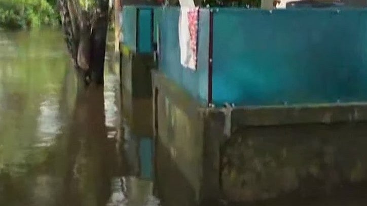 കനത്ത മഴ; പമ്പ, മണിമലയാറുകൾ കര കവിഞ്ഞു; അപ്പർ കുട്ടനാട്ടിൽ വെള്ളക്കെട്ട് രൂക്ഷം