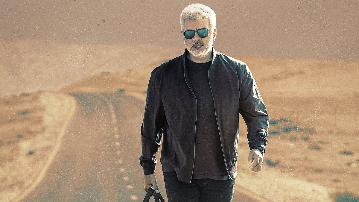 'തല' ഓൺ ദ് വേ! സിംപിൾ ആൻഡ് ക്ലാസി ലുക്കിൽ അജിത്; വിടാമുയർച്ചി ഫസ്റ്റ് ലുക്ക്