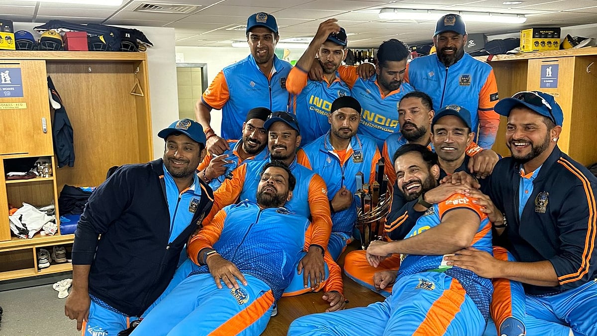 ഇതിഹാസപ്പോരിലും പാകിസ്ഥാനെ വീഴ്ത്തി! കിരീടമുയര്‍ത്തി ഇന്ത്യ