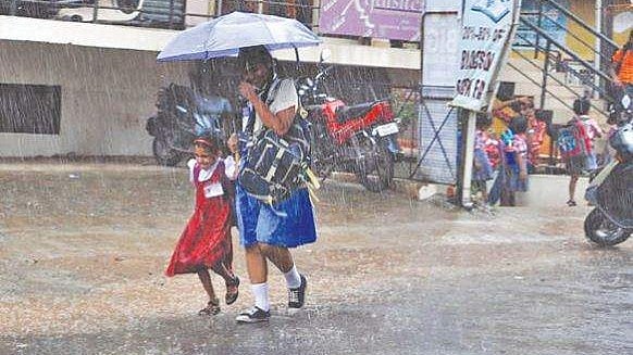11 ജില്ലകളിലെ വിദ്യാലയങ്ങള്‍ക്ക് നാളെ അവധി