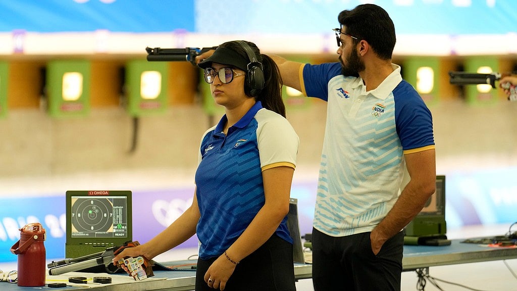 ഷൂട്ടിങ് മെഡലിനായി രമിതയും അര്‍ജുനും ഇറങ്ങും; പാരിസില്‍ ഇന്ത്യ ഇന്ന്