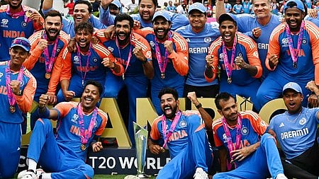 ചാമ്പ്യന്‍മാരെ നാളെ പ്രധാനമന്ത്രി നേരിട്ട് അഭിനന്ദിക്കും; മുംബൈയില്‍ ബസ് പരേഡ്; വന്‍ സ്വീകരണ പരിപാടികള്‍