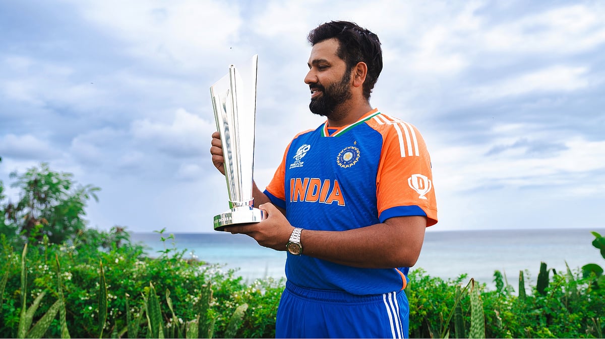 'ഉറക്കമൊക്കെ പിന്നെ, ഇപ്പോള്‍ അടിച്ചുപൊളി മാത്രം'- രോഹിത്