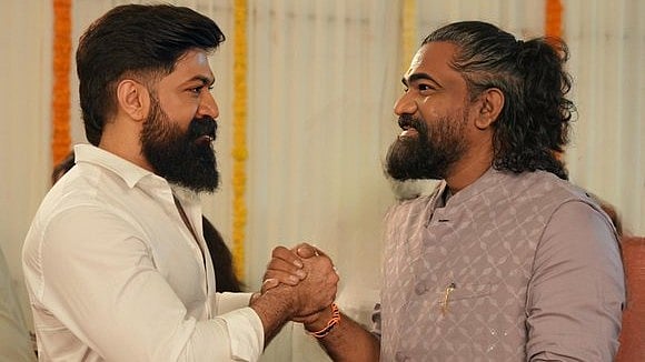 വരാൻ പോകുന്നത് റോക്കി ഭായിക്കും മേലെ! 'യാത്ര തുടങ്ങുന്നു'വെന്ന് യഷ്; ആശംസകളുമായി ആരാധകരും 