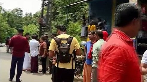 'പാറക്കല്ല് ഉരുണ്ടു വരുന്നതു പോലെ ശബ്ദം, പാത്രങ്ങള്‍ വീണു, ജനലുകള്‍ ഇളകി'