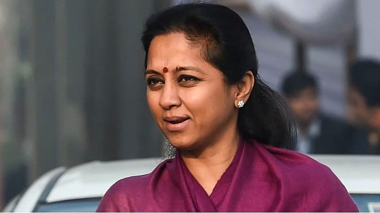 'ഫോണും വാട്‌സ് ആപ്പും ഹാക്ക് ചെയ്തു, ആരും വിളിക്കരുത്'; പരാതി നല്‍കി സുപ്രിയ സുലെ