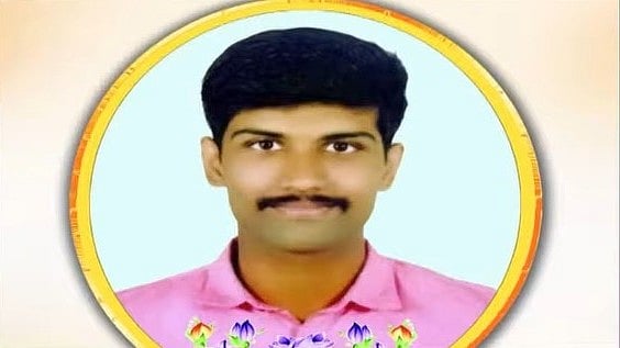 ടര്‍ഫില്‍ സുഹൃത്തുക്കള്‍ക്കൊപ്പം ഫുട്‌ബോള്‍ കളിക്കിടെ പരിക്കേറ്റു;  വിദ്യാര്‍ഥി മരിച്ചു
