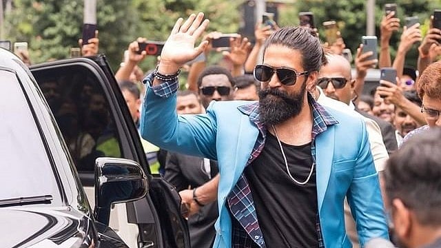 ബസ് ഡ്രൈവറുടെ മകൻ, സിനിമയിൽ അഭിനയിക്കാൻ 300 രൂപയുമായി വീട് വിട്ടിറങ്ങിയവൻ; ആരാധകരുടെ സ്വന്തം റോക്കി ഭായ്
