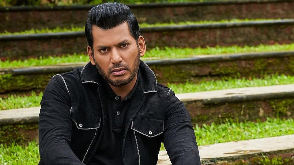 'അഡ്ജസ്റ്റ്മെന്റ് ചോദിക്കുന്നവരെ ചെരുപ്പൂരി അടിക്കണം, തമിഴ് സിനിമയിലും അന്വേഷണം വേണം'; വിശാൽ