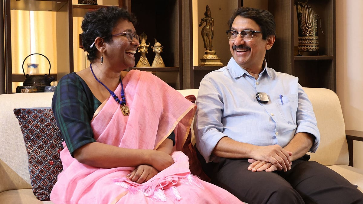 'ആ ഉത്തരവ് അനുചിതം, പോസ്റ്റുമോര്‍ട്ടം വേണ്ട'- ഐഎഎസ് അനുഭവങ്ങള്‍ പങ്കിട്ട് വി വേണുവും ശാരദ മുരളീധരനും (വിഡിയോ)