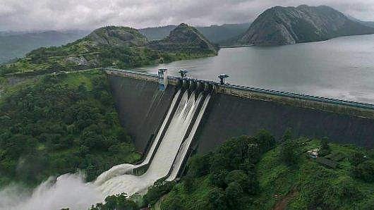 ഇടുക്കി, ചെറുതോണി ഡാമുകള്‍ പൊതുജനങ്ങള്‍ക്ക് സന്ദര്‍ശിക്കാന്‍ അനുമതി
