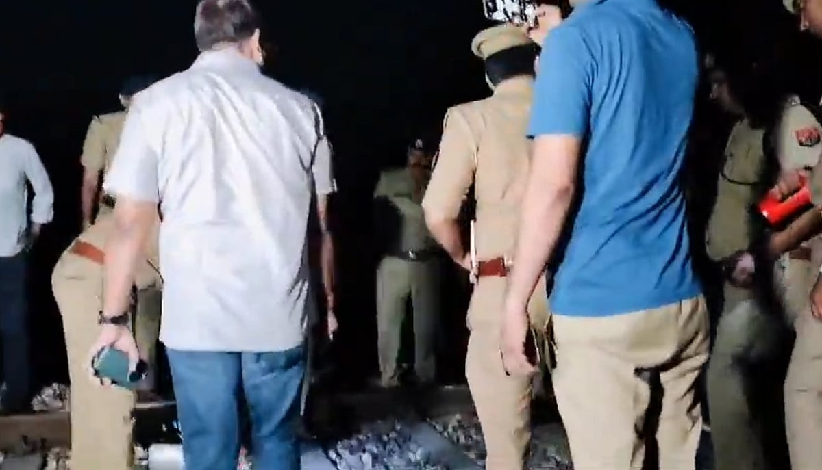 ട്രാക്കില്‍ ഗ്യാസ് സിലിണ്ടര്‍; എമര്‍ജന്‍സി ബ്രേക്കിട്ട് നിര്‍ത്തി ലോക്കോ പൈലറ്റ്; ഒഴിവായത് വന്‍ ദുരന്തം; വിഡിയോ