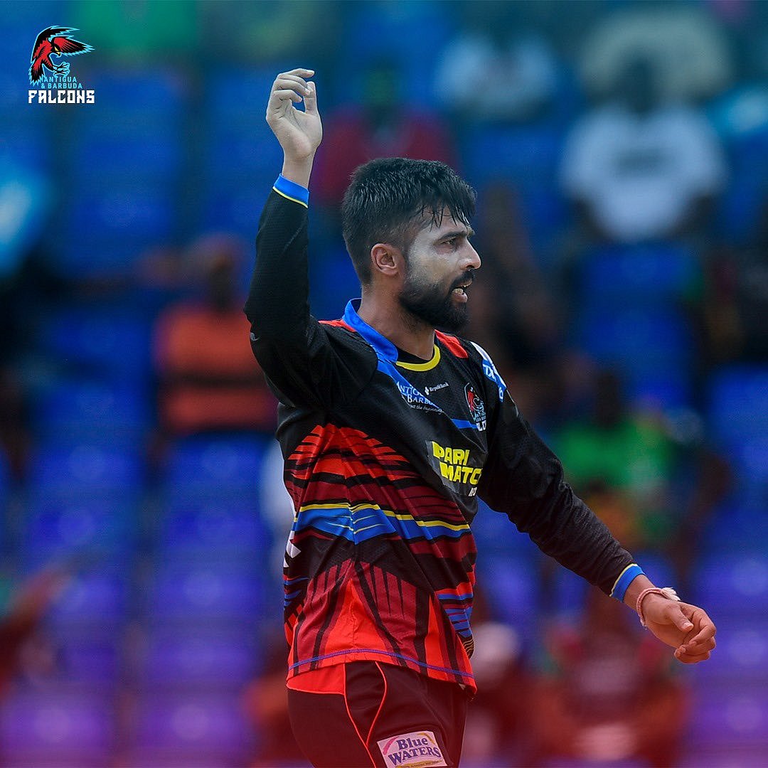 ഭുവനേശ്വറിനെ പിന്തള്ളി മുഹമ്മദ് ആമിർ, ടി20യിൽ പുതിയ റെക്കോർഡ്