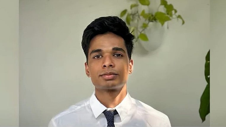 കർണാടകയിൽ നിന്നും വന്ന സ്ലീപ്പർ ബസ് തലകീഴായി മറിഞ്ഞു; മലയാളി യുവാവ് മരിച്ചു