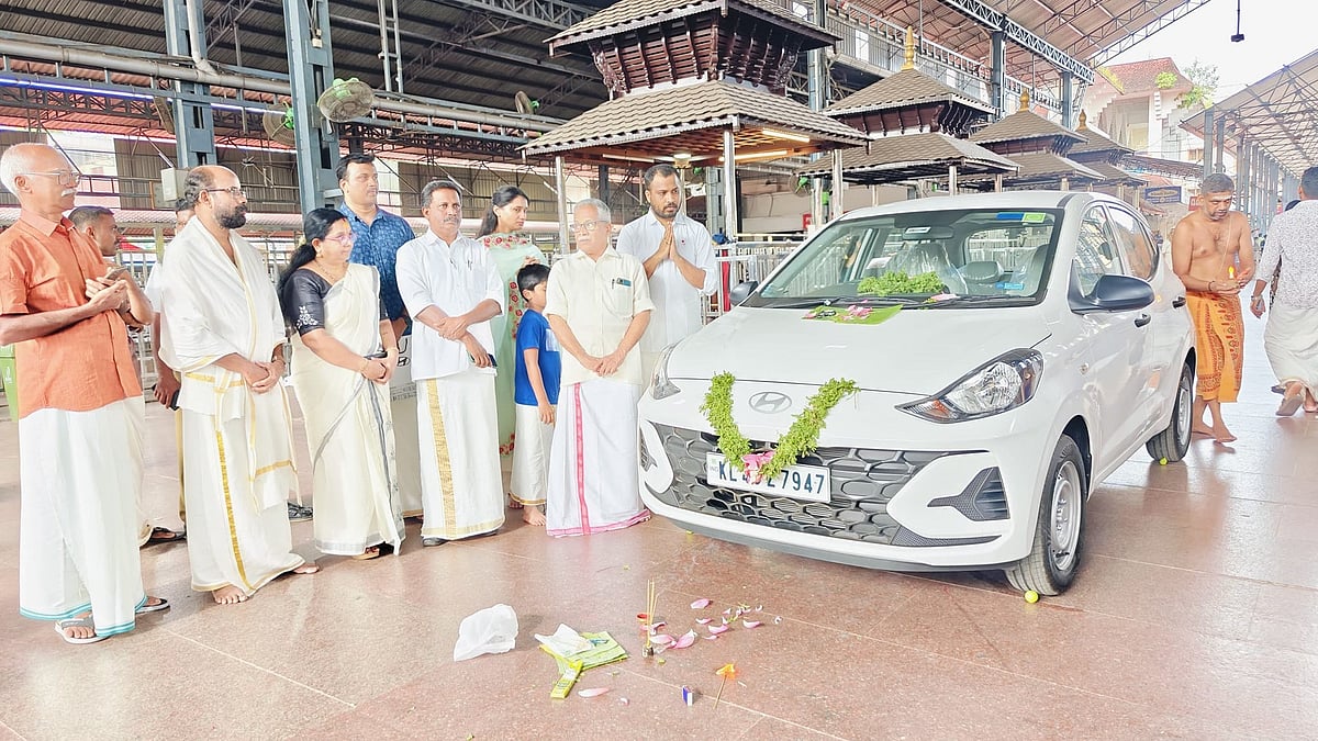 ഗുരുവായൂരപ്പന് വഴിപാടായി ഹ്യുണ്ടായി കാർ