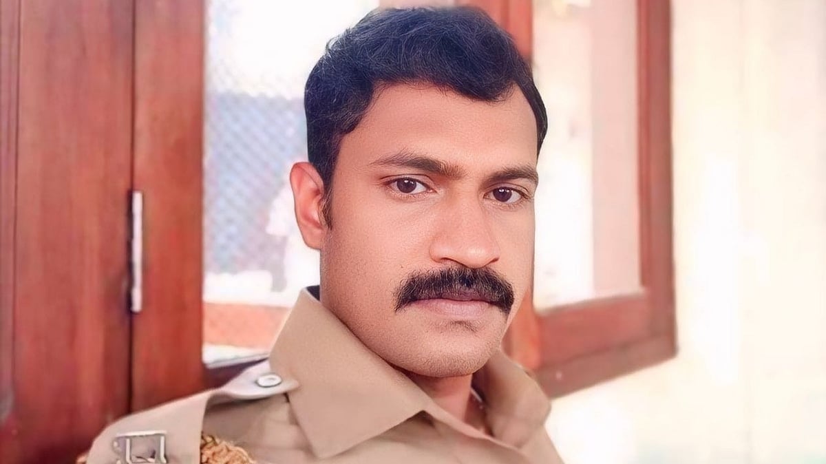 പൊലീസ് ഉദ്യോഗസ്ഥൻ വീടിനുള്ളിൽ തൂങ്ങി മരിച്ച നിലയിൽ
