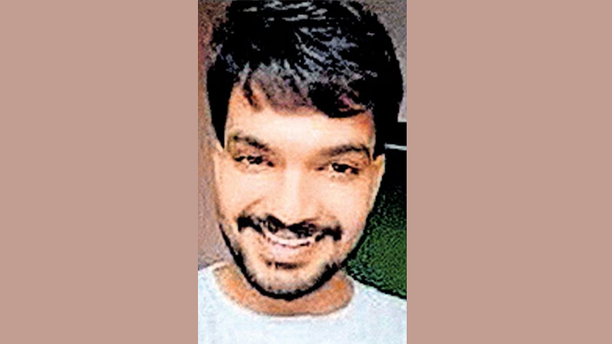 വിവാഹിതനാണെന്ന വിവരം മറച്ചുവെച്ചു, അവസരം വാ​ഗ്ദാനം ചെയ്ത് പീഡനം: സംവിധായകൻ അറസ്റ്റിൽ