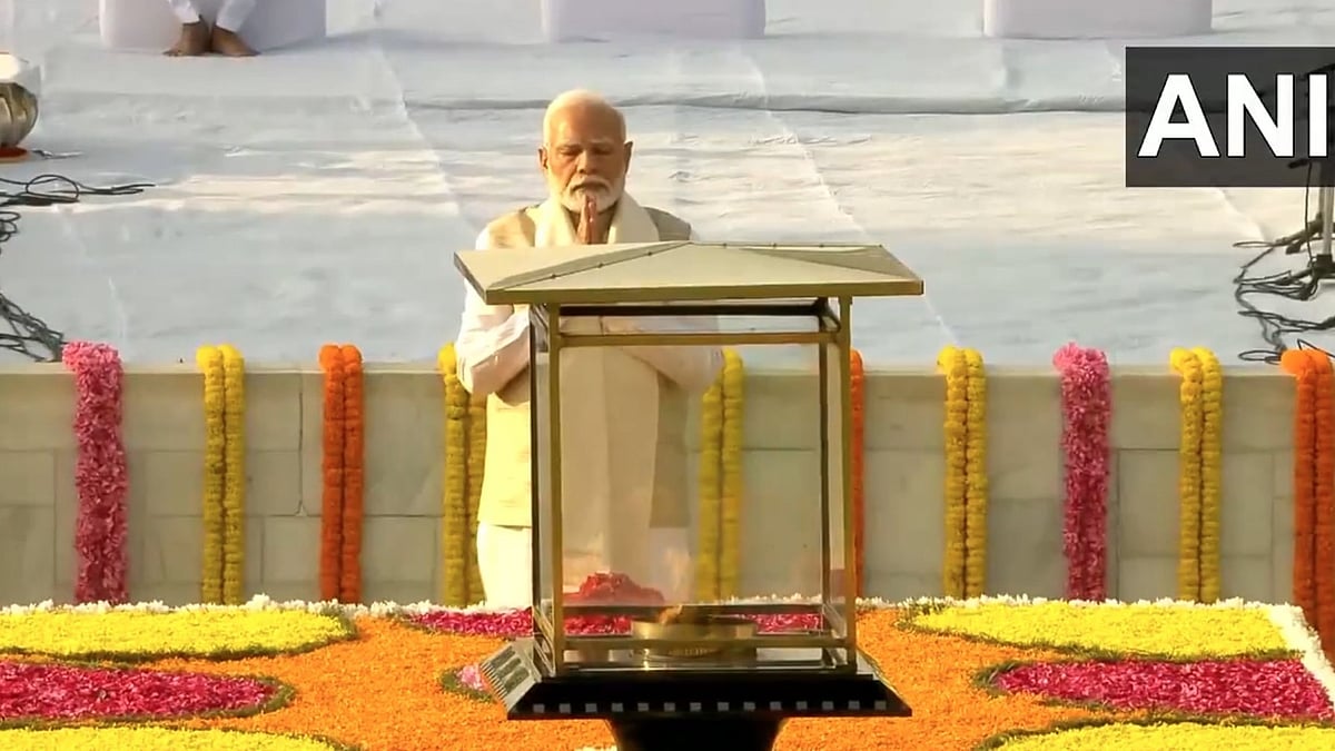 'ഗാന്ധിയുടെ ജീവിതവും ആദർശങ്ങളും എന്നും പ്രചോദനം'; ആദരമർപ്പിച്ച് പ്രധാനമന്ത്രി