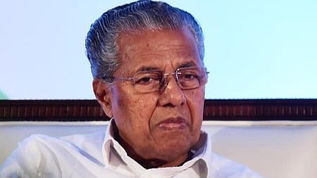 കലാപാഹ്വാനത്തിന് കേസ് എടുക്കണം; മുഖ്യമന്ത്രിക്കെതിരെ ഡിജിപിക്ക് പരാതി നല്‍കി യൂത്ത് കോണ്‍ഗ്രസും യൂത്ത് ലീഗും