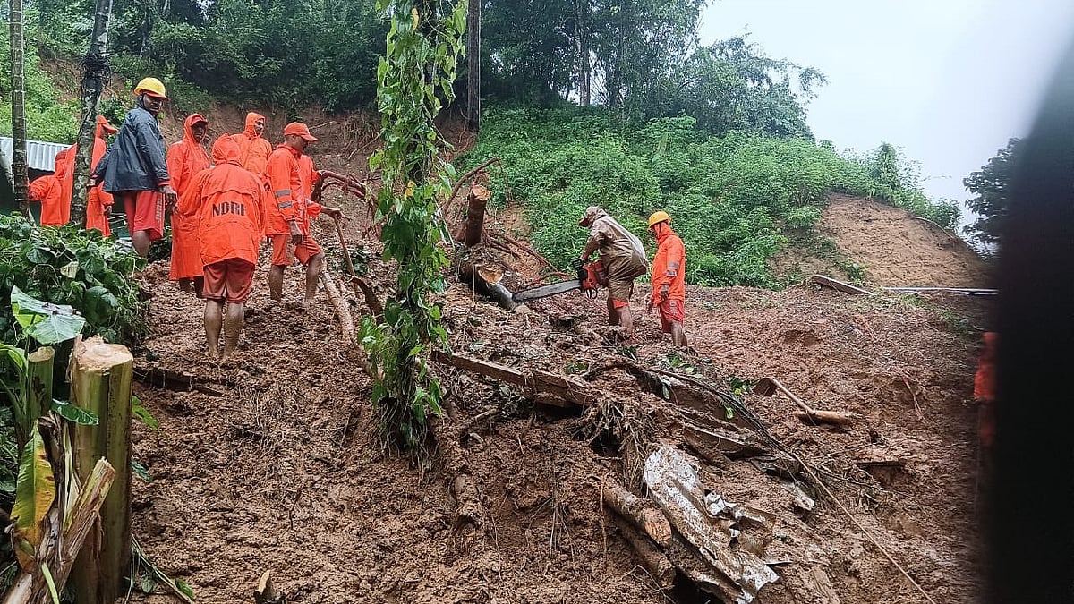 കനത്ത മഴയും ഉരുള്‍പൊട്ടലും; മേഘാലയയില്‍ 10 മരണം
