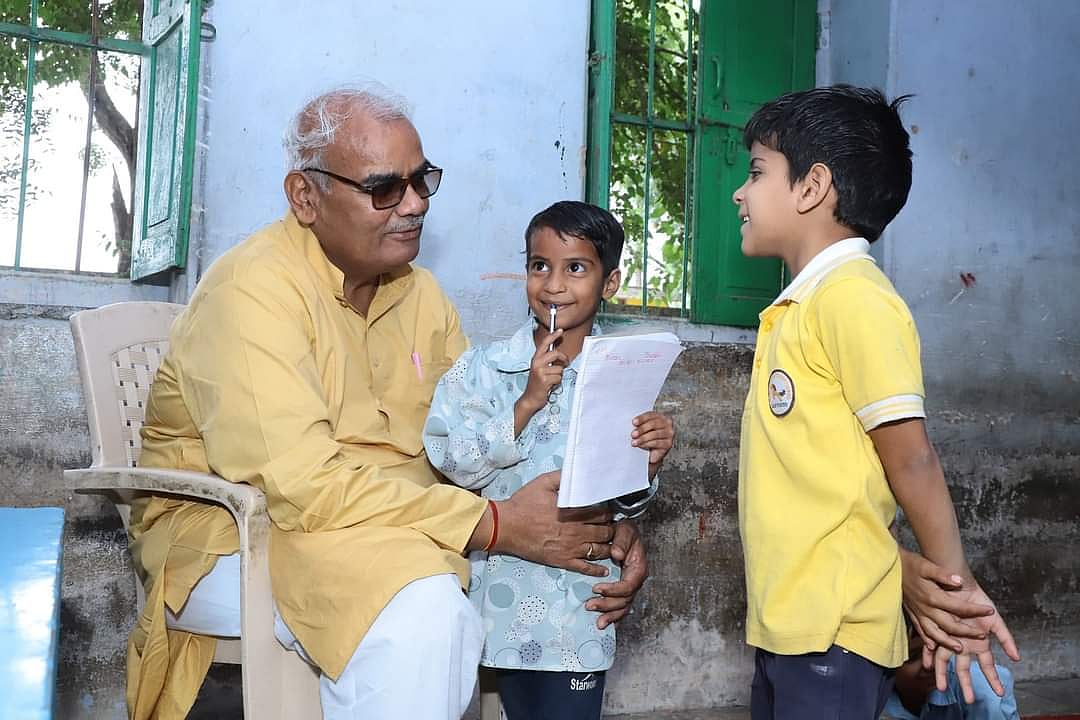 'അധ്യാപകര്‍ സ്‌കൂളില്‍ വരുന്നത് ശരീരഭാഗങ്ങള്‍ കാണിക്കുന്ന വസ്ത്രങ്ങള്‍ ധരിച്ച്'; വിവാദ പരാമര്‍ശവുമായി രാജസ്ഥാന്‍ വിദ്യാഭ്യാസ മന്ത്രി