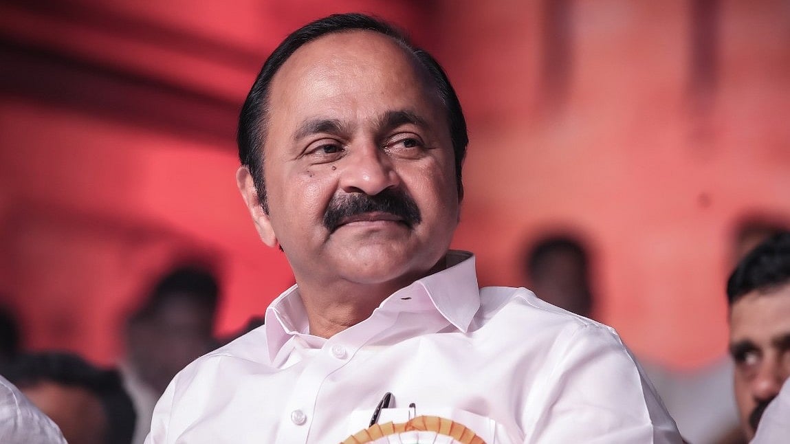 മന്ത്രിയാകാതെ മുഖ്യമന്ത്രിയായവര്‍, വി ഡി സതീശന്റെ മുന്‍ഗാമികളായ നേതാക്കള്‍