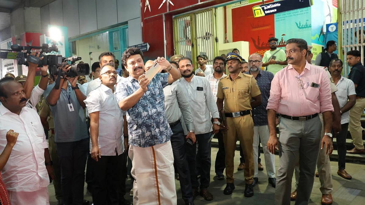 നോ പാര്‍ക്കിങില്‍ കാര്‍; ഫോണില്‍ ഫോട്ടോയെടുത്ത് മന്ത്രി; അരമണിക്കൂറിനുള്ളില്‍ പിഴയിട്ടു; നിയമലംഘനങ്ങള്‍ പൊതുജനങ്ങള്‍ക്കും അറിയിക്കാം