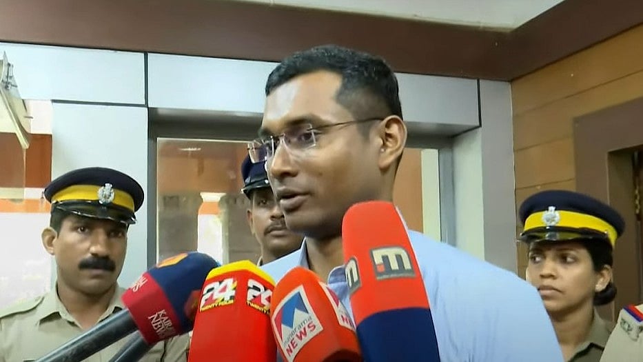 കത്ത് കുറ്റസമ്മതമല്ല, പിപി ദിവ്യയെ ക്ഷണിച്ചിട്ടില്ലെന്ന് 'പറയാതെ പറഞ്ഞ്' കലക്ടര്‍ 