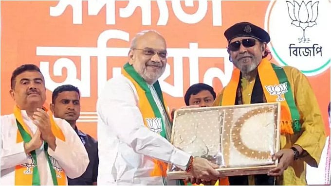 'വെട്ടിയരിഞ്ഞ് കുഴിച്ചുമൂടും; അമിത് ഷായുടെ സാന്നിധ്യത്തിലാണ് പറയുന്നത്, 2026ല്‍ ബംഗാളിന്റെ സിംഹാസനത്തില്‍ ബിജെപി'