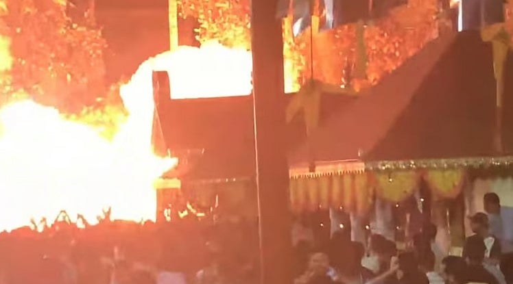 നീലേശ്വരം വെടിക്കെട്ടപകടം: ക്ഷേത്രഭാരവാഹികളടക്കം മൂന്ന് പ്രതികള്ക്ക് ജാമ്യം