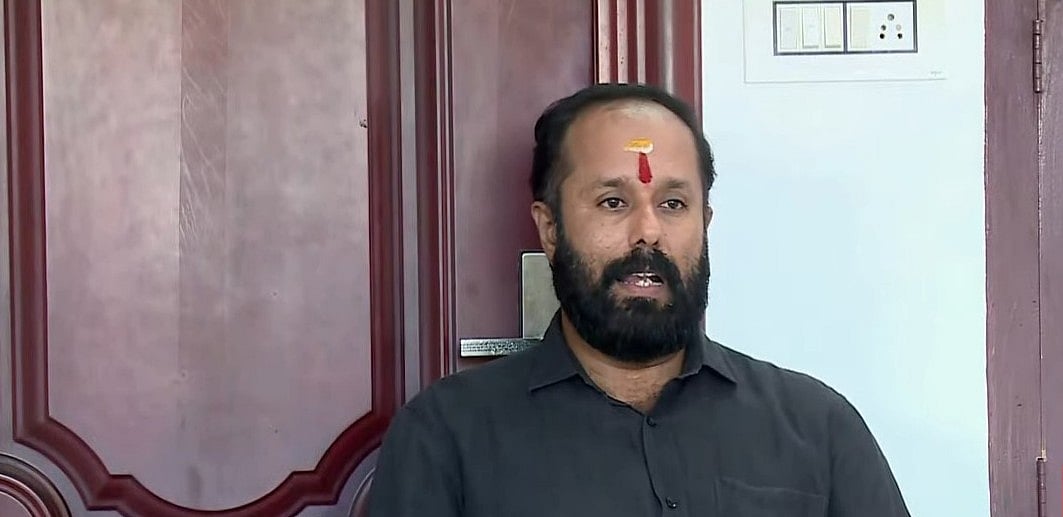 'കുഴല്‍പ്പണത്തില്‍ ഒരു കോടി കെ സുരേന്ദ്രന്‍ തട്ടിയെടുത്തു, 35 ലക്ഷം വി വി രാജേഷിന് നല്‍കാന്‍ ആവശ്യപ്പെട്ടു'; വീണ്ടും വെളിപ്പെടുത്തലുമായി തിരൂര്‍ സതീശന്‍ 