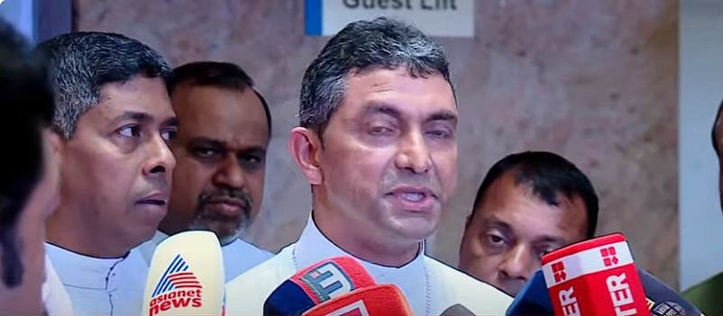 മുനമ്പം: മുഖ്യമന്ത്രിയുമായി കൂടിക്കാഴ്ച നടത്തി സമരസമിതി;  'ശാശ്വത പരിഹാരം ഉണ്ടാകുമെന്ന് ഉറപ്പ്'