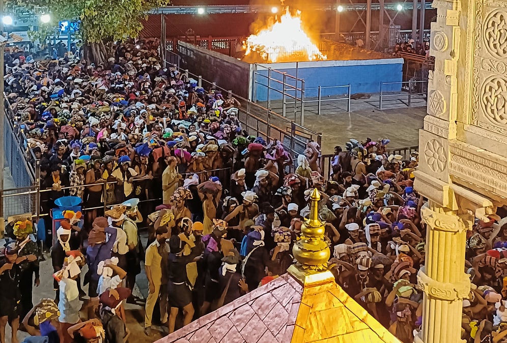 ശബരിമല: പ്രക്ഷോഭത്തിന് നേതൃത്വം നല്കിയത് ആര്? രാഷ്ട്രീയമായി മുതലെടുത്തത് ആര്? ശബരിമല: പ്രക്ഷോഭത്തിന് നേതൃത്വം നല്കിയത് ആര്? രാഷ്ട്രീയമായി മുതലെടുത്തത് ആര്?