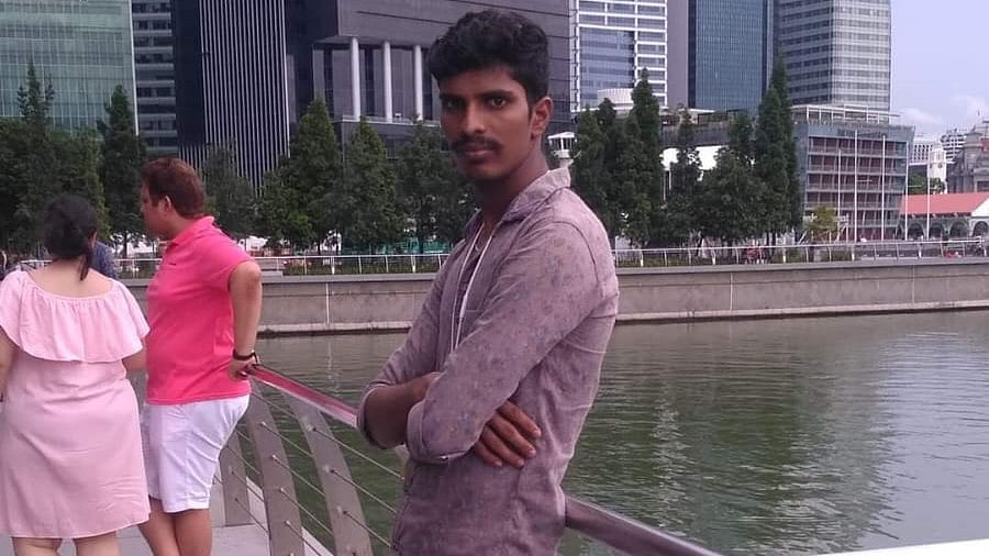 വിവാഹ അഭ്യര്‍ഥന നിരസിച്ചു; വിദ്യാര്‍ഥികളുടെ മുന്നില്‍വച്ച് അധ്യാപികയെ കുത്തിക്കൊന്നു; യുവാവ് അറസ്റ്റില്‍