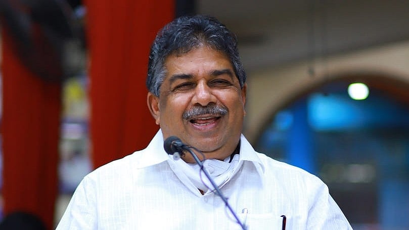 'വളച്ചൊടിച്ചു..., ധാര്‍മ്മികത ഉയര്‍ത്തിപ്പിടിച്ച് രാജി, ഇനി ഒരു കേസുമില്ല'; സജി ചെറിയാന്റെ പഴയ വാദങ്ങൾ...