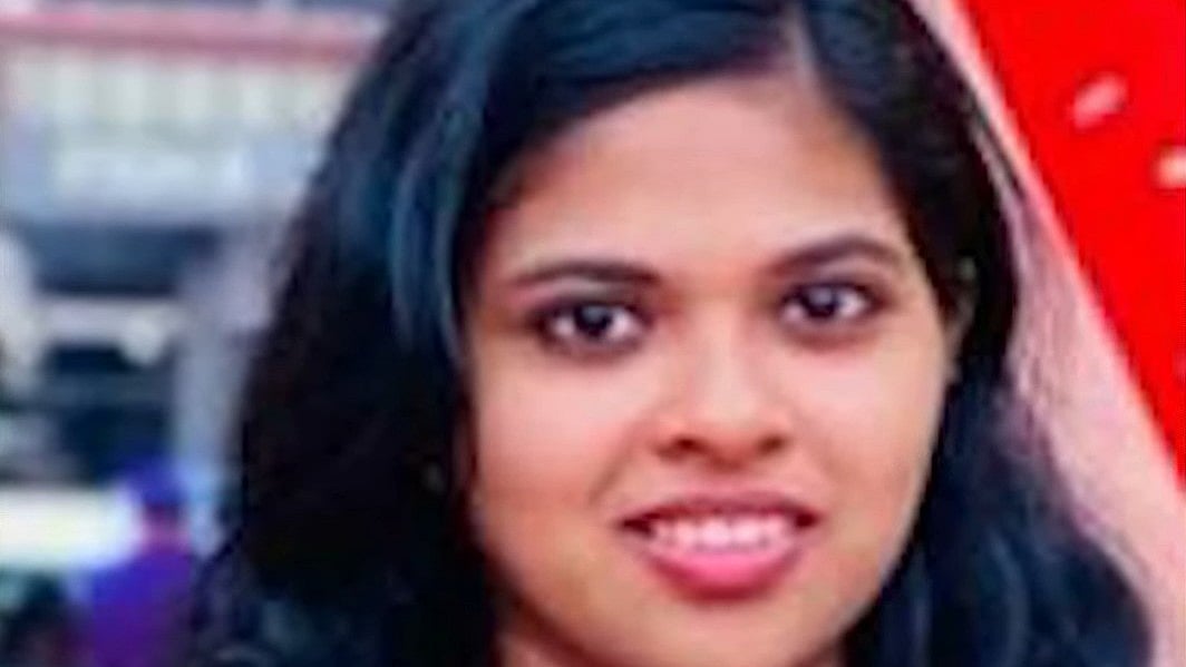 വിദ്യാര്‍ഥിനി ഹോസ്റ്റലിലെ ശുചിമുറിയില്‍ തൂങ്ങി മരിച്ച നിലയില്‍