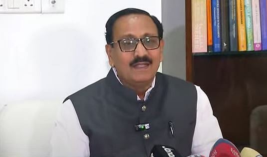 നിയമനം ബന്ധത്തിന്റെ അടിസ്ഥാനത്തിലല്ല ; കോണ്‍ഗ്രസ് പ്രവര്‍ത്തകരുടെ ആരോപണം തള്ളി  എംകെ രാഘവന്‍