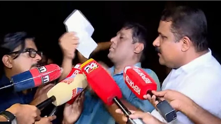 എല്‍ദോസിന്റെ കുടുംബത്തിന് 10 ലക്ഷം സഹായം, ട്രെഞ്ചിങ് ഇന്ന് തുടങ്ങും, സോളാര്‍ വേലി സ്ഥാപിക്കും; നാട്ടുകാര്‍ക്ക് കലക്ടറുടെ ഉറപ്പ്