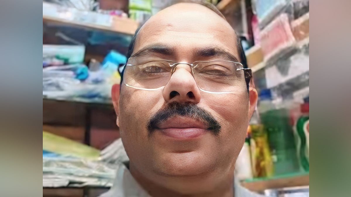 കട്ടപ്പനയിലെ നിക്ഷേപകന്റെ ആത്മഹത്യ; മൂന്ന് ജീവനക്കാര്ക്ക് സസ്പെന്ഷന്