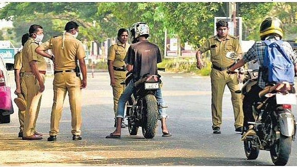 വിനോദ സഞ്ചാരകേന്ദ്രങ്ങളില്‍ ഡ്രോണ്‍ നിരീക്ഷണം, മൊബൈല്‍ നമ്പര്‍ വാഹനത്തില്‍ പ്രദര്‍ശിപ്പിക്കണം; പുതുവത്സരാഘോഷത്തില്‍ കര്‍ശന നടപടി