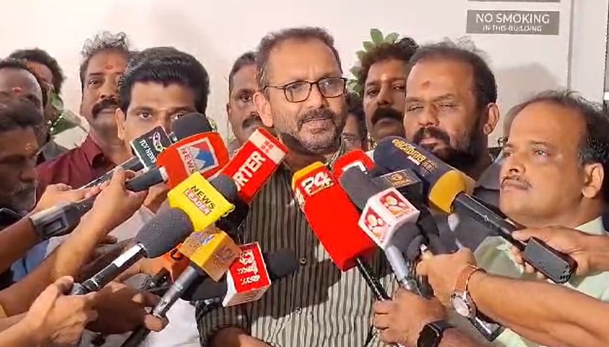 'സനാതന ധര്‍മം അശ്ലീലം': എം വി ഗോവിന്ദനെതിരെ കേസെടുക്കണമെന്ന് കെ സുരേന്ദ്രന്‍