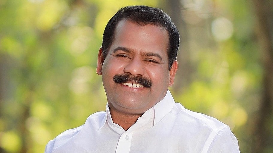 പണം വാങ്ങിയത് എംഎല്‍എയുടെ നിര്‍ദേശപ്രകാരം, ആരും തിരിഞ്ഞുനോക്കിയില്ല, ബാധ്യതയെല്ലാം തലയിലായി; എന്‍ എം വിജയന്റെ ആത്മഹത്യാക്കുറിപ്പ് പുറത്ത് 